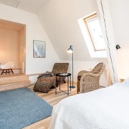 Steger-hues 26 * Sylt
